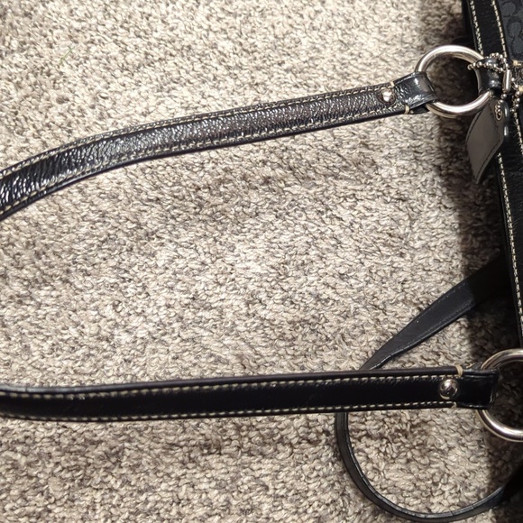 Coach H0878-F12346 Black Tote Purse - Picture 5 of 7